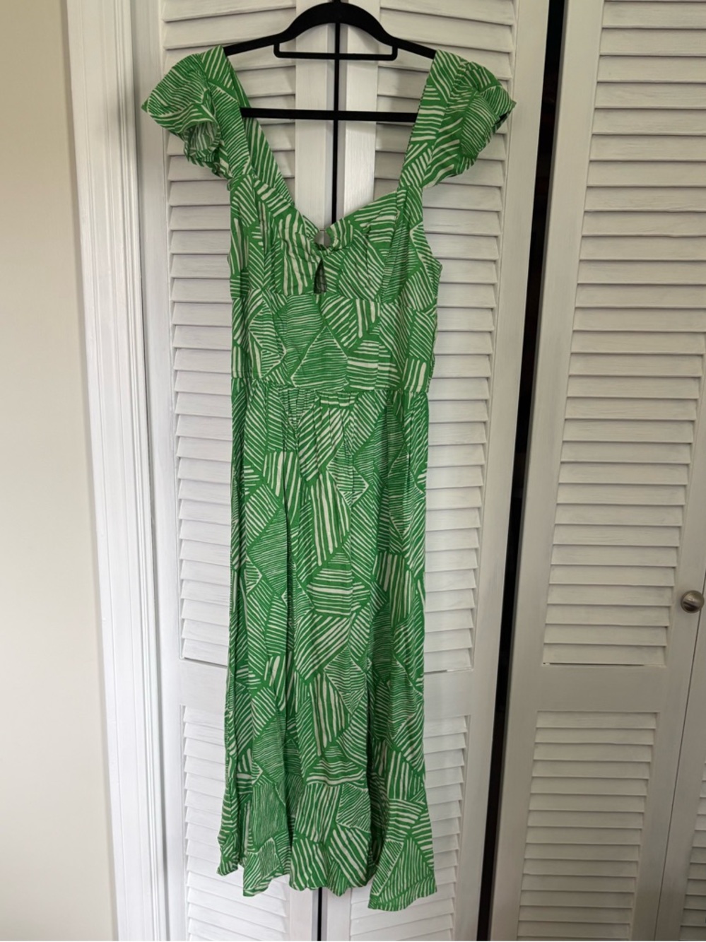 NWT Green Patterned Midi Dress with Ruffled Straps